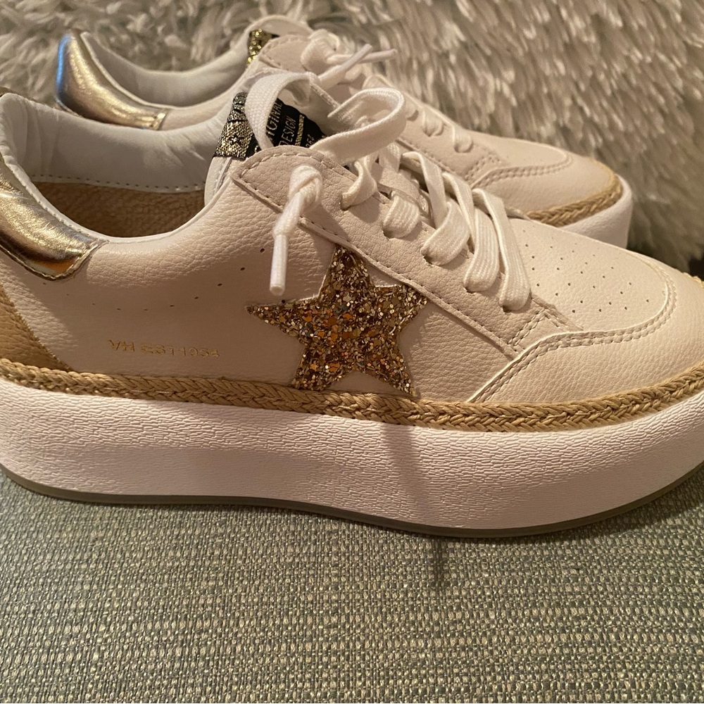 Vintage Havana sneakers